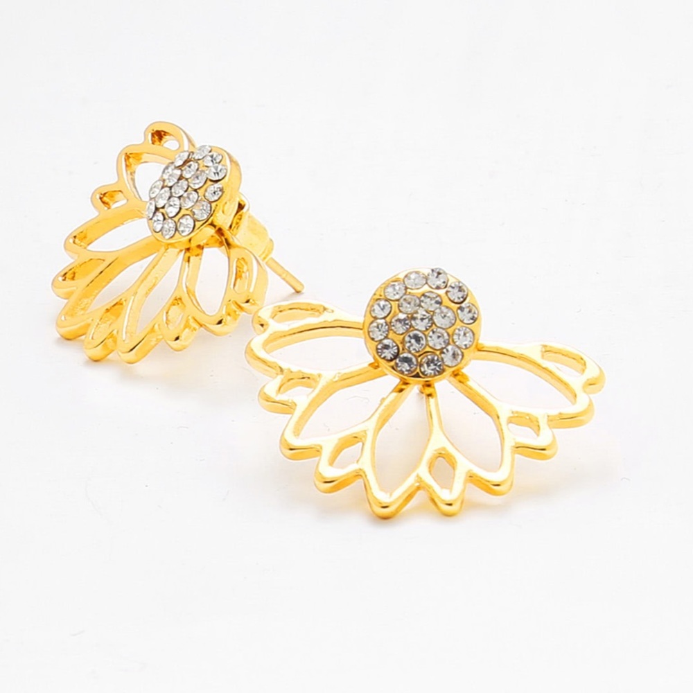 Flower Earrings - Picture 3 of 4
